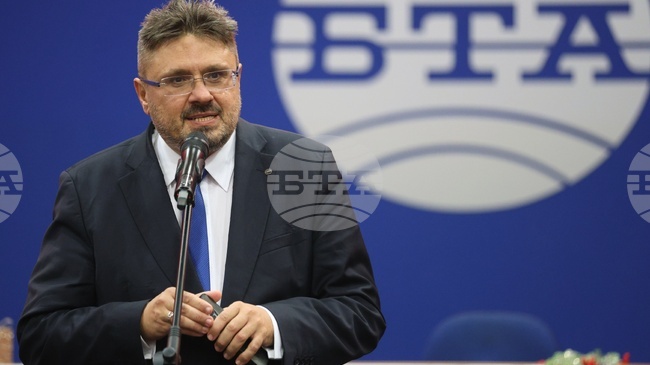 Много по-силни можем да бъдем, ако вземаме уроците от историята и за доброто, и не повтаряме грешки, каза генералният директор на БТА Кирил Вълчев