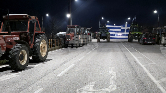 Възможни са затруднения при преминаването на товарни автомобили на граничните преходите с Гърция заради стачни действия на територията ѝ