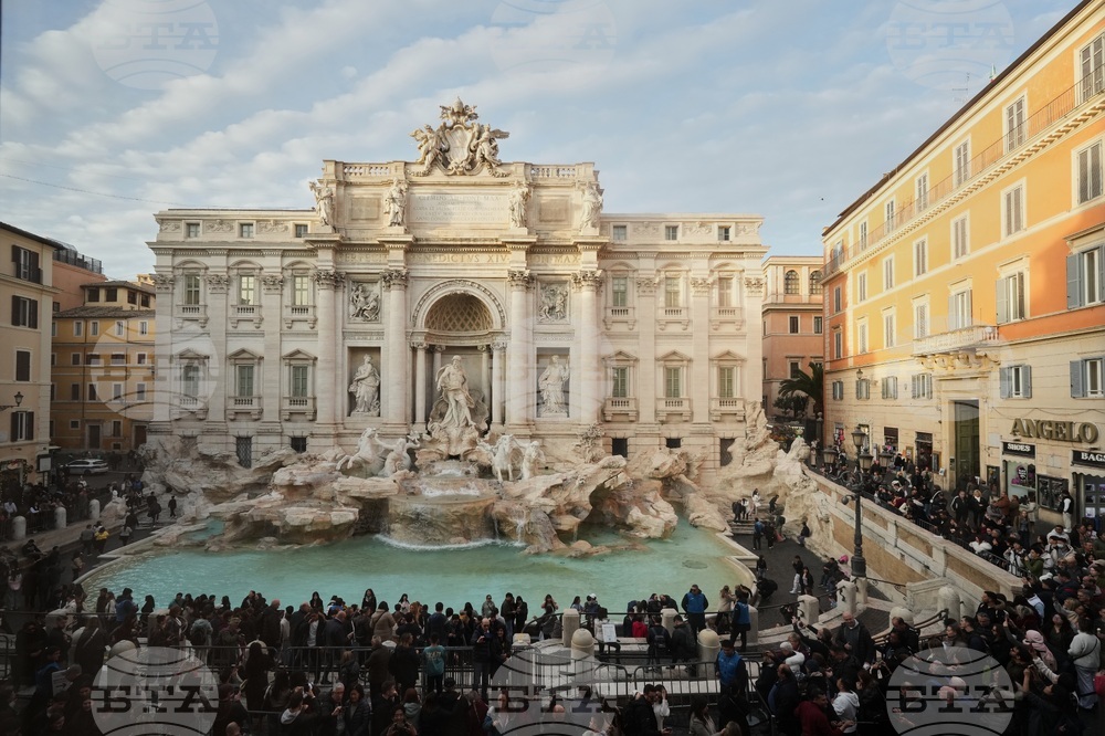 Достъпът до фонтана "Треви" ще стане платен, обяви кметът на Рим