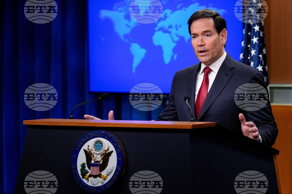  САЩ ще работят с Китай, без да влошават отношенията си с Япония, заяви Рубио