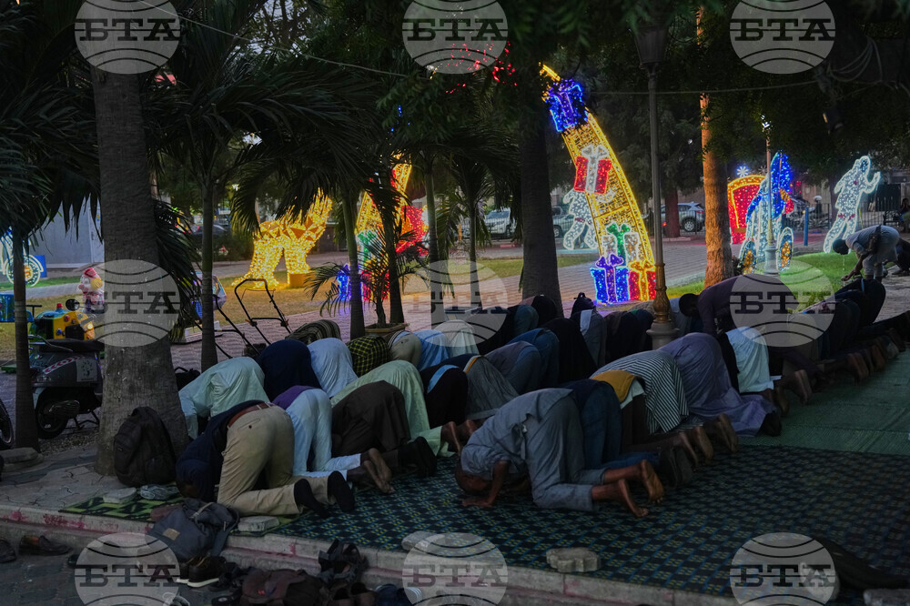 Senegal Daily Life Holiday Lights