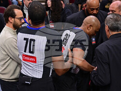 Bulls Cavaliers Basketball