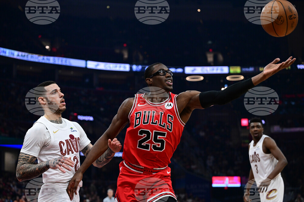 Bulls Cavaliers Basketball