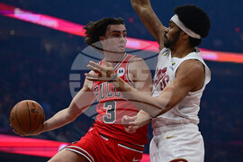 Bulls Cavaliers Basketball