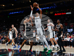 Spurs Hawks Basketball