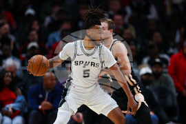 Spurs Hawks Basketball