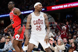 Bulls Cavaliers Basketball