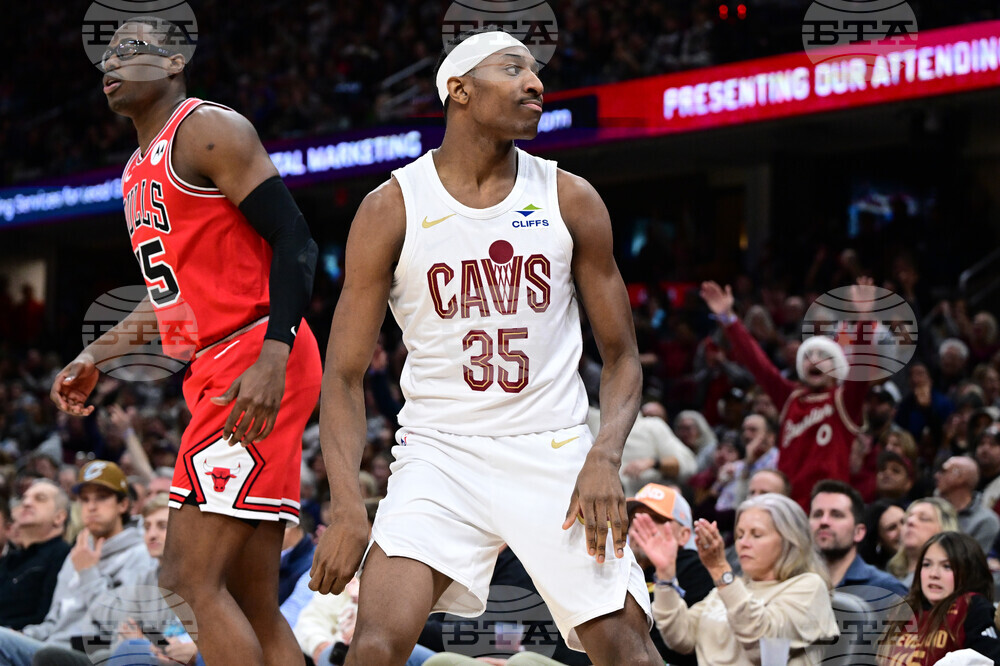 Bulls Cavaliers Basketball