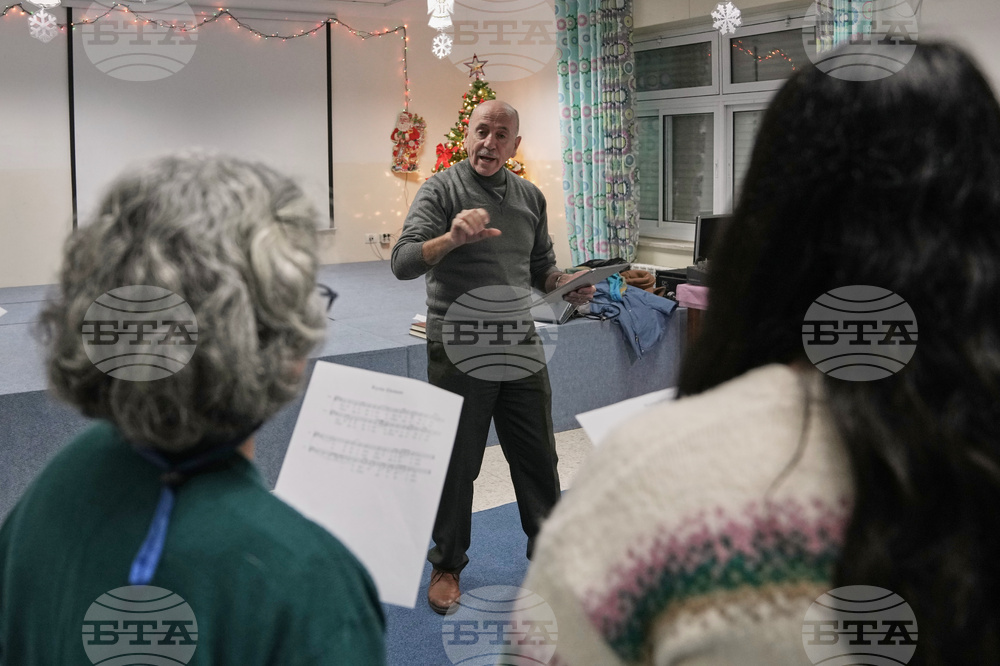 Israel Palestinians Christmas Choir