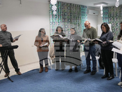 Israel Palestinians Christmas Choir