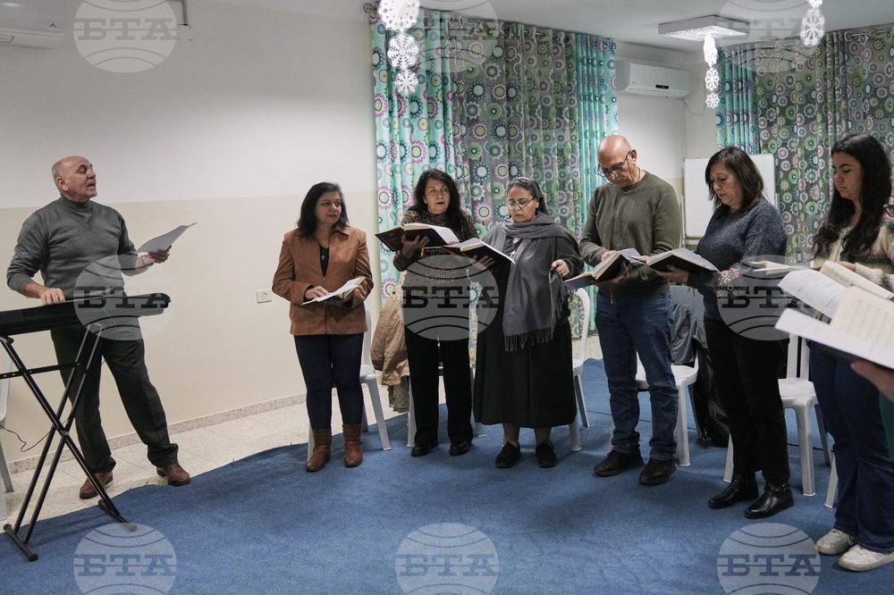 Israel Palestinians Christmas Choir