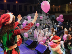 Israel Palestinians Christmas Choir