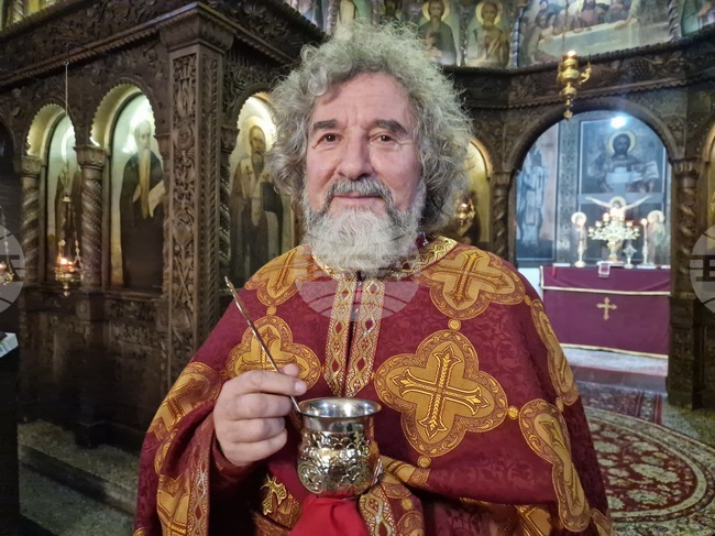 Да носим Бог в сърцето си, призова на Игнажден архиерейският наместник на Търговищка духовна околия отец Славчо Проданов