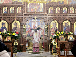 Сливен - храм „Св. Петка“ - празнична литургия