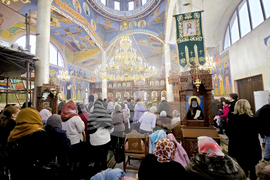 Сливен - храм „Св. Петка“ - празнична литургия