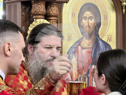 Сливен - храм „Св. Петка“ - празнична литургия