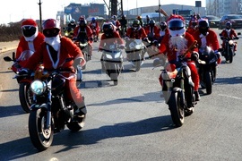 Дядо Коледа - мотошествие