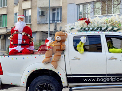 Пловдив - мото обиколка - подаръци - деца