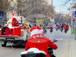 Пловдив - мото обиколка - подаръци - деца