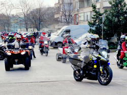 Пловдив - мото обиколка - подаръци - деца