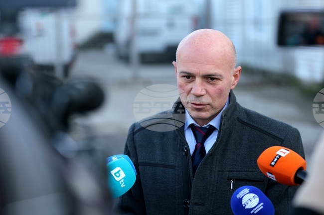 Two Men Detained for Possessing 400Kg of Untaxed Hookah Tobacco Worth BGN 100,000-Plus