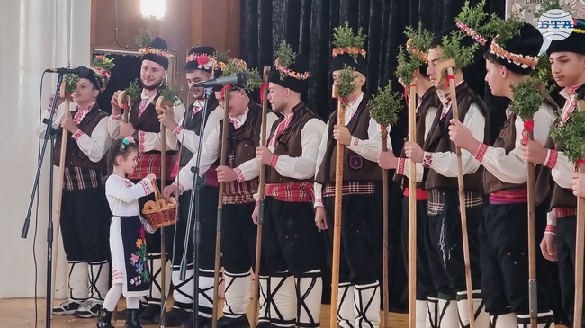 В Силистра завърши 29-ото издание на фестивала на коледарските групи „Стани нине, господине"