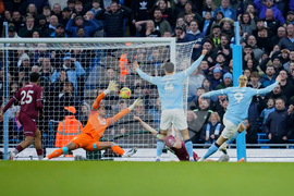 Britain Premier League Soccer