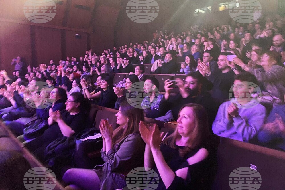 Турция - „Мъртви души“ - театър