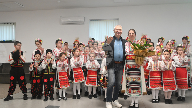 Три малки проекта, направени в партньорство между община Мотана и гражданите, бяха открити днес