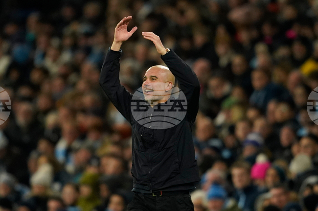 Мениджърът Пеп Гуардиола потвърди, че планира да изпълни договора си с Манчестър Сити