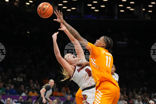 Tennessee Louisville Basketball