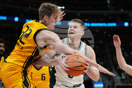Oakland Michigan St Basketball