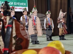 Ямбол - коледари - буенек