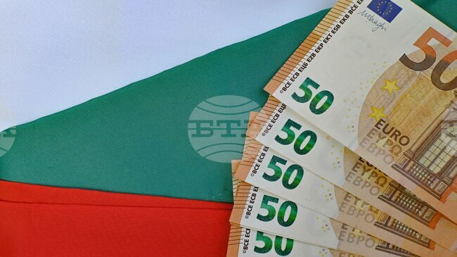 Влизането на България в еврозоната е нов неуспех за Москва, пише сп. "Форин полиси"