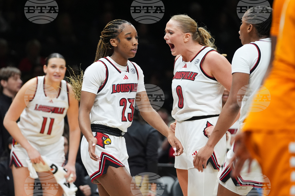 Tennessee Louisville Basketball