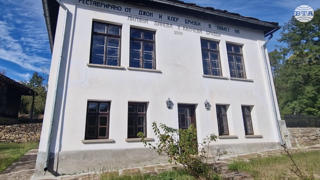 Сдружение възстановява старинната красота на махала „Баба Стана“ над троянското село Орешак