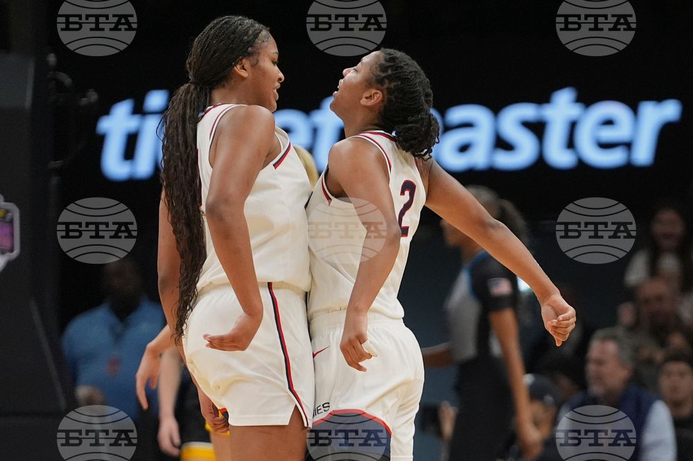 Iowa UConn Basketball