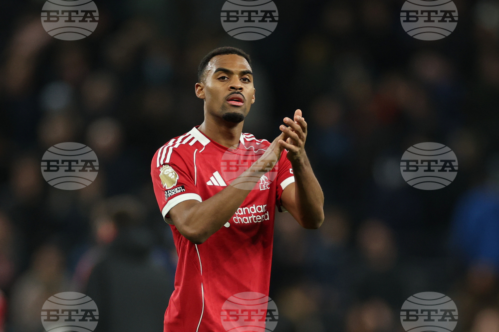 Футболистите на Ливърпул искат да продължат победната си серия и работят върху отстраняване на грешките, заяви Райън Гравенберх