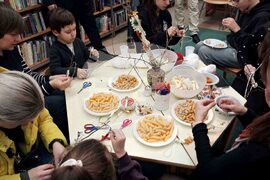 Хърватия - Българско неделно училище „Иван Вазов“ - сурвачки - изработване