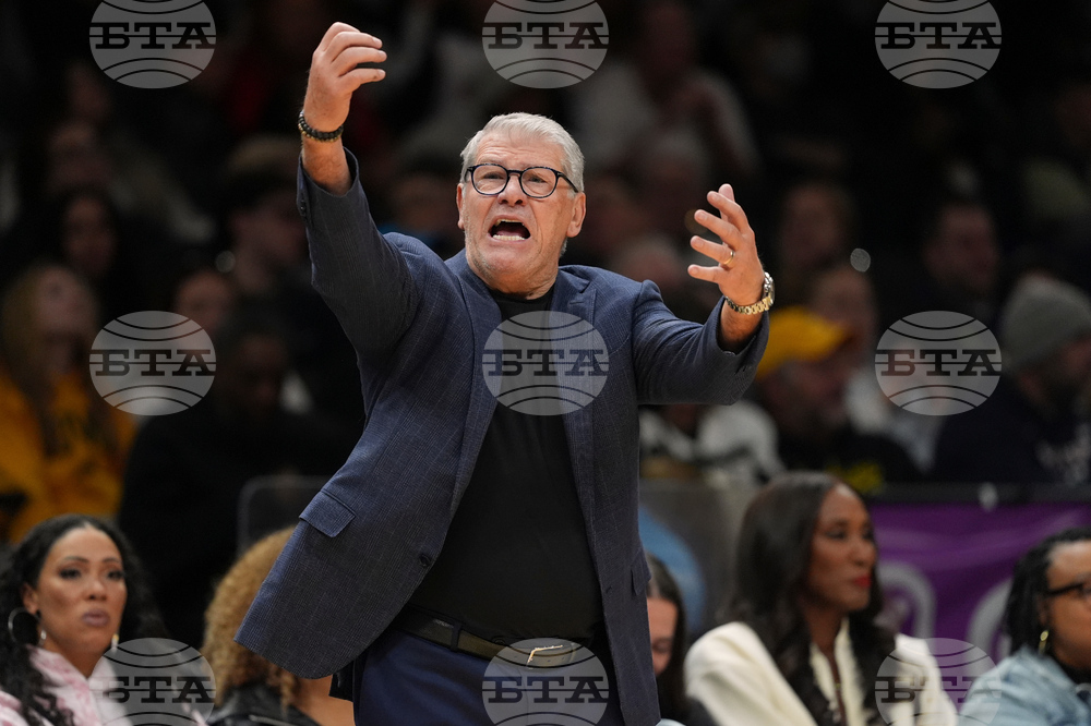 Iowa UConn Basketball