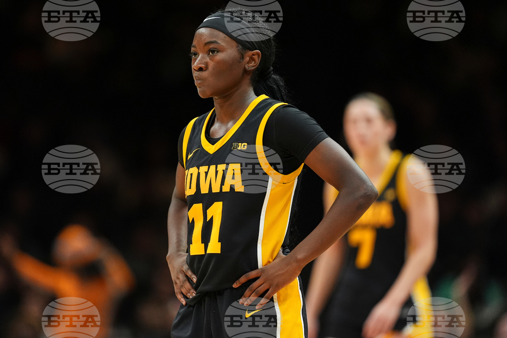 Iowa UConn Basketball