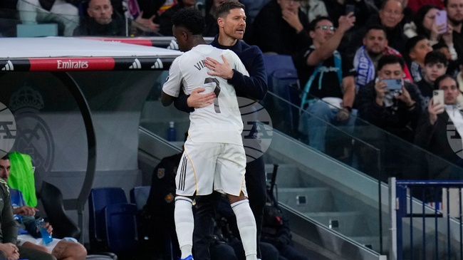 Винисиус се е оплакал на треньора на Реал Мадрид Шаби Алонсо, че съотборниците му не му подават достатъчно