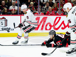 Blackhawks Senators Hockey