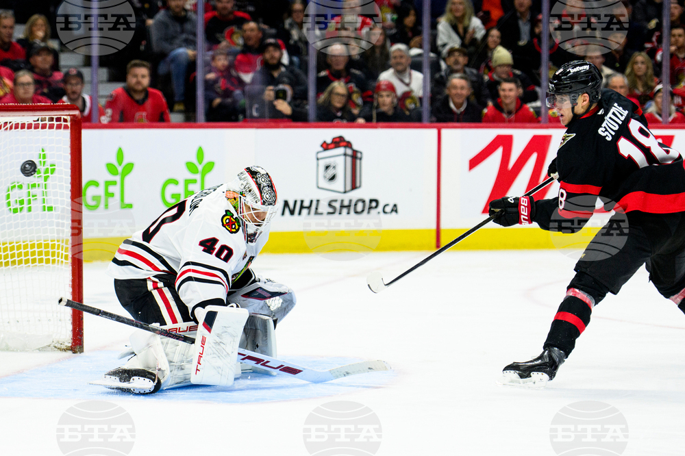 Blackhawks Senators Hockey