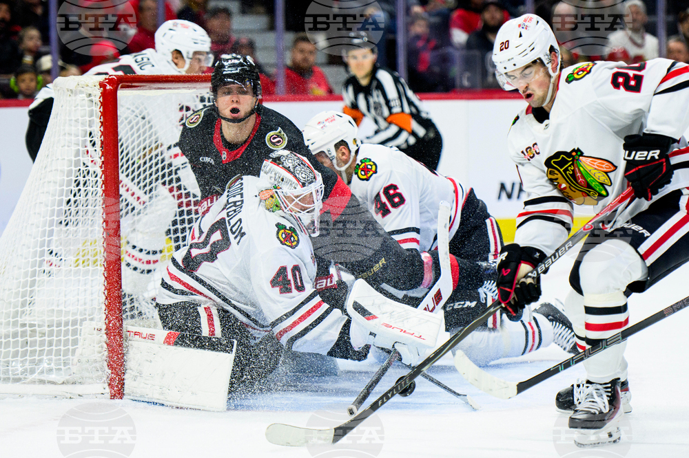 Blackhawks Senators Hockey