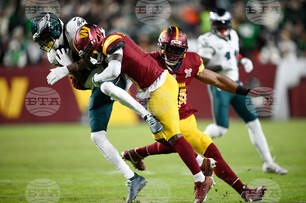 Eagles Commanders Football