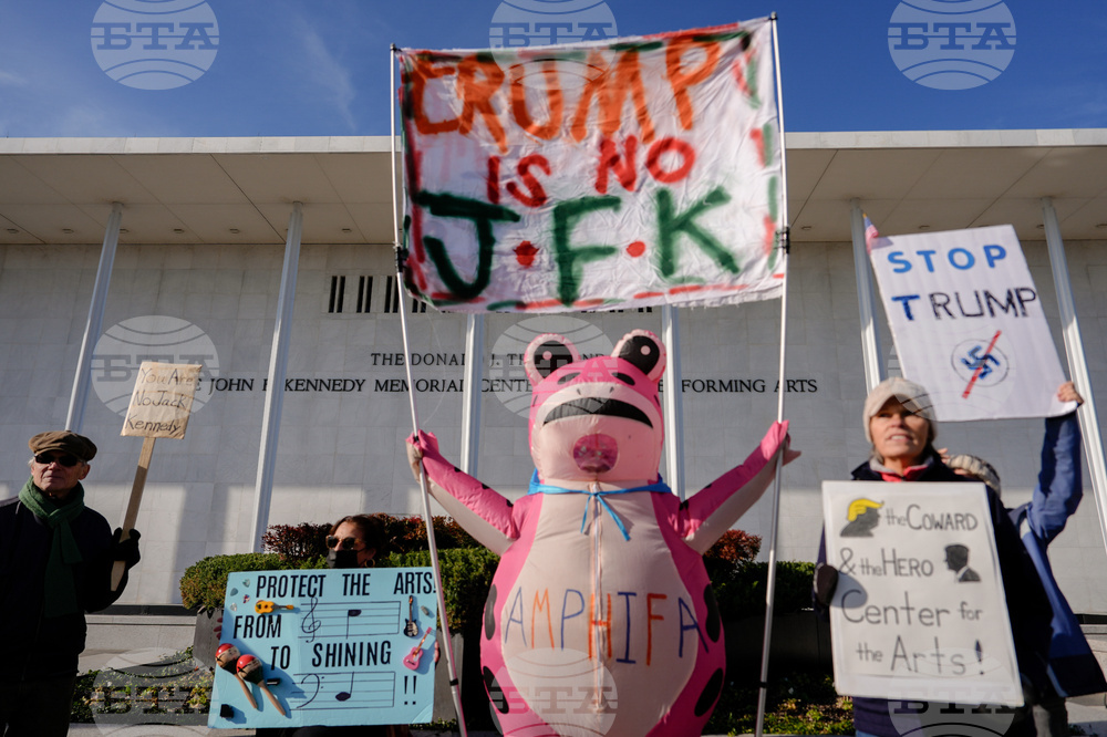 APTOPIX Trump Kennedy Center