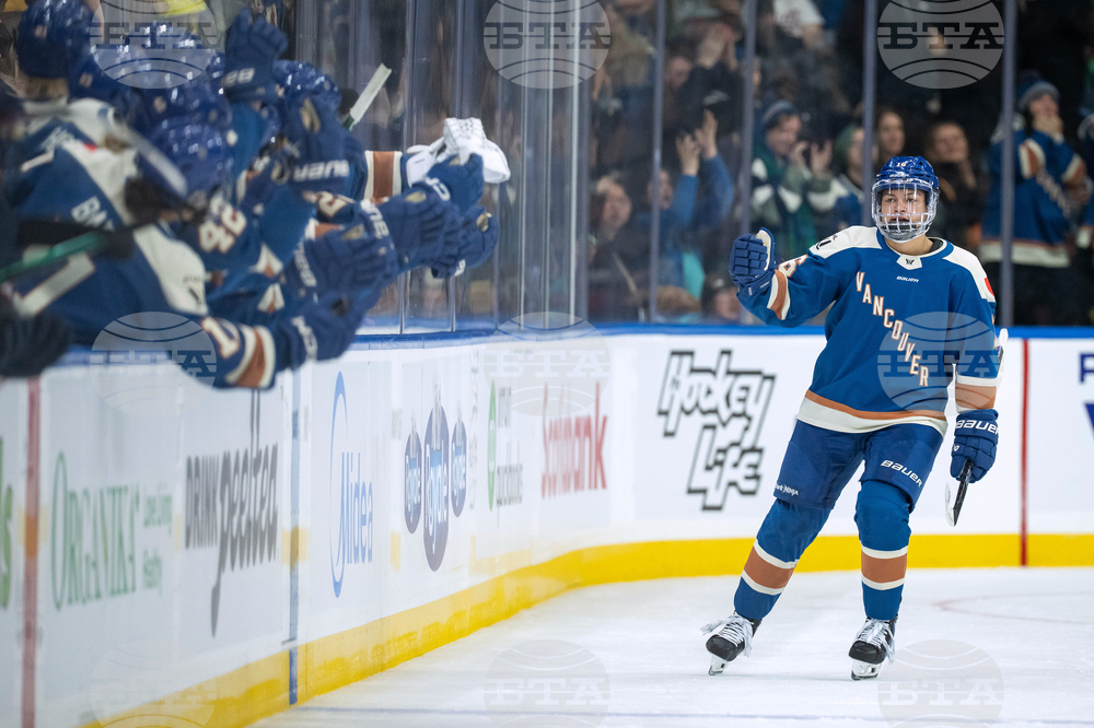 PWHL Victoire Goldeneyes Hockey