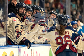 PWHL Victoire Goldeneyes Hockey