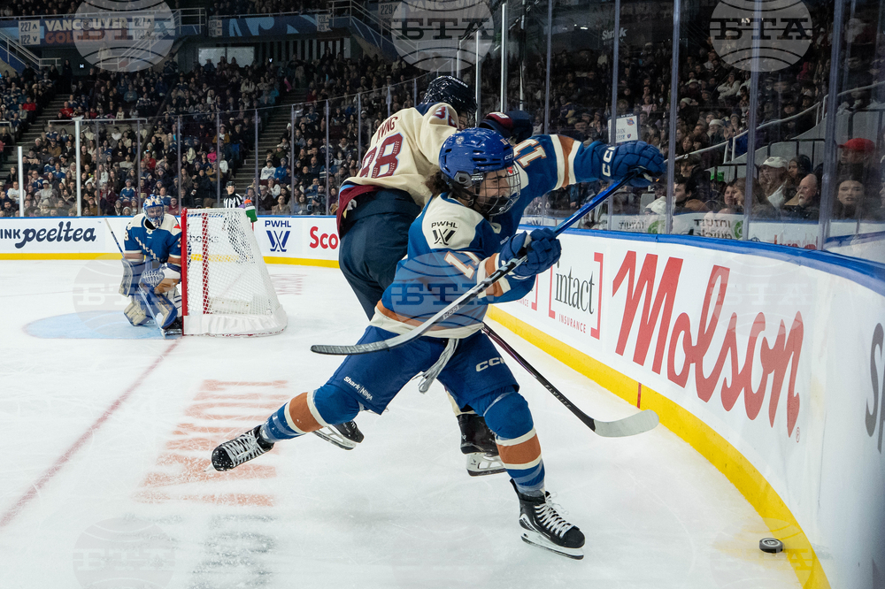 PWHL Victoire Goldeneyes 20251220